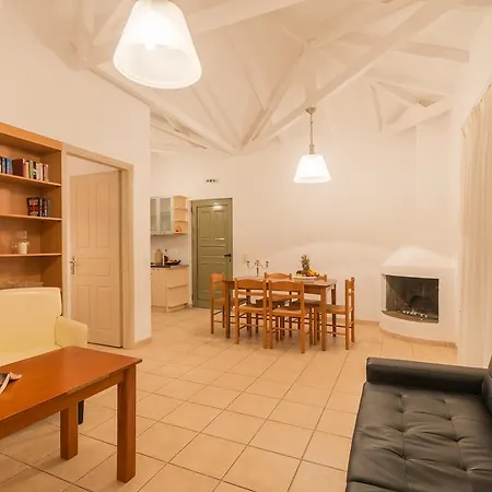 Kosyforema בית כפרי גיאלובה